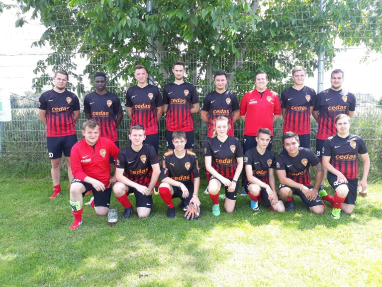 Viertelfinale beim Sommerturnier des FC Niederfeld